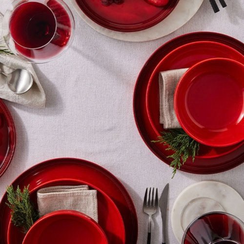 Le Creuset Plates & Bowls