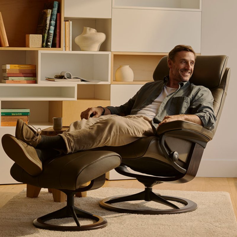 Paul (L) Cross Chair w/ footstool Paul (L) Cross Chair w/ footstool