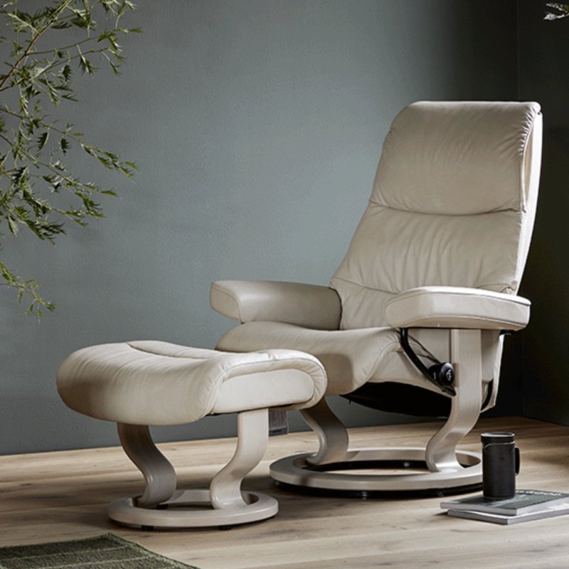 View (M) Cross Chair View (M) Cross Chair