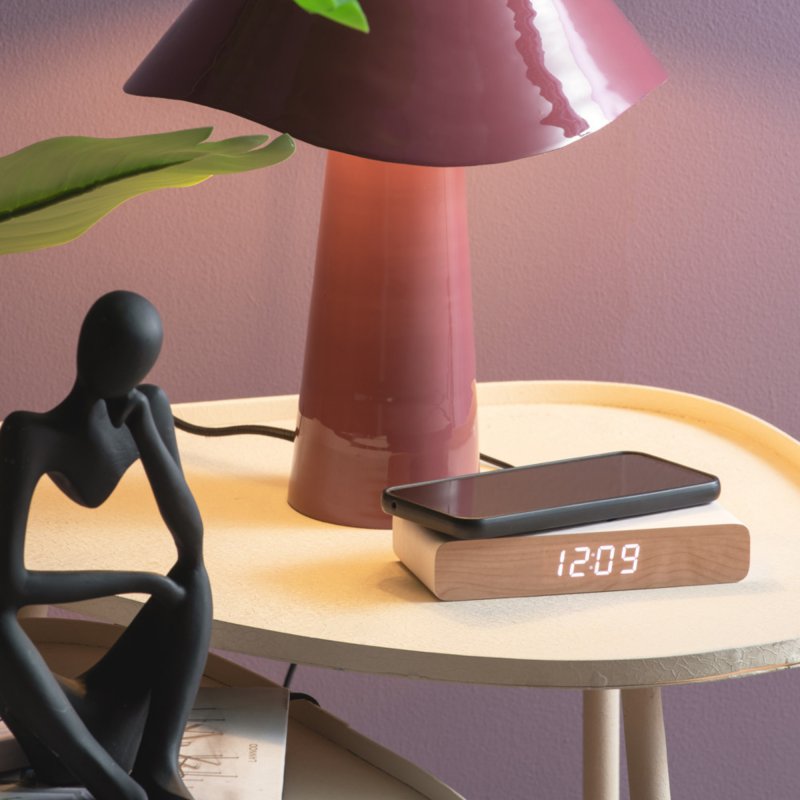 Alarm Clock Retro Flat Led - Bright Orange Alarm Clock Retro Flat Led - Bright Orange