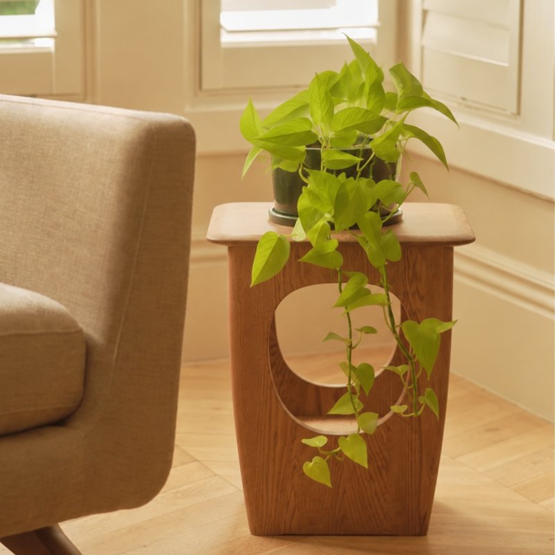 Ercol - Highmoor - Lamp Table Ercol - Highmoor - Lamp Table