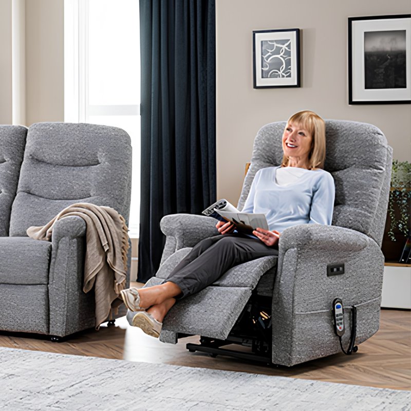 Celebrity - Hollingwell - Dual Motor Riser Recliner Celebrity - Hollingwell - Dual Motor Riser Recliner