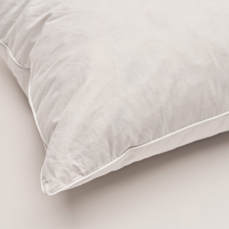 Vispring - Pillow - European Duck Feather & Down Vispring - Pillow - European Duck Feather & Down