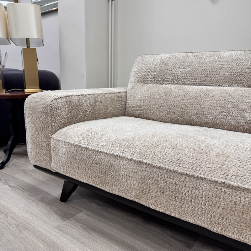 Natuzzi Editions - Adrenalina Large Sofa in Remo Fabric Natuzzi Editions - Adrenalina Large Sofa in Remo Fabric