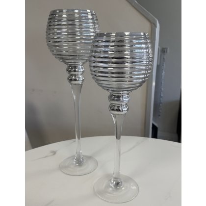 Set of 2 Silver Ribbed Candle Holders Set of 2 Silver Ribbed Candle Holders