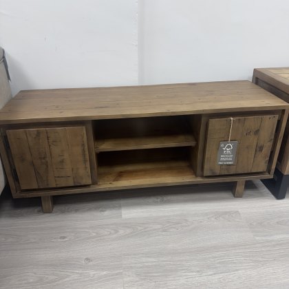 Akita - TV Unit Akita - TV Unit