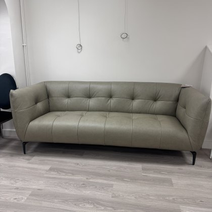Skyline - 3 Seater Sofa in Leather