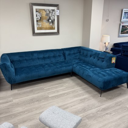 Skyscraper - RHF Cornersofa [Corner on Right |Arm on Left]