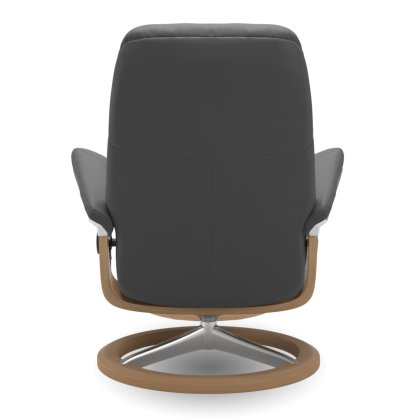 Consul (M) Signature Chair