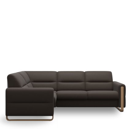 Fiona w/ Wood Arms C12