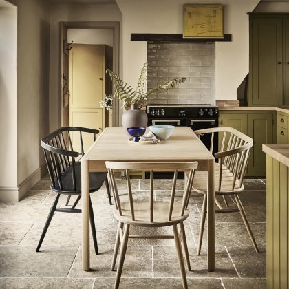 Ercol - Heritage Loveseat