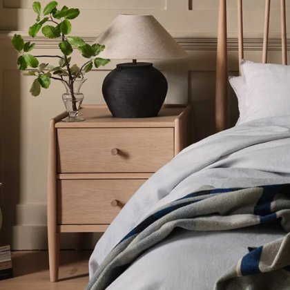 Ercol - Winslow 2 Drawer Bedside Chest
