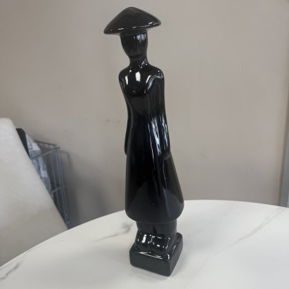 Large Conical Hat Statue Large Conical Hat Statue