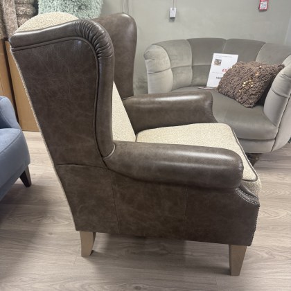 Ruben Wing Chair - Tetrad