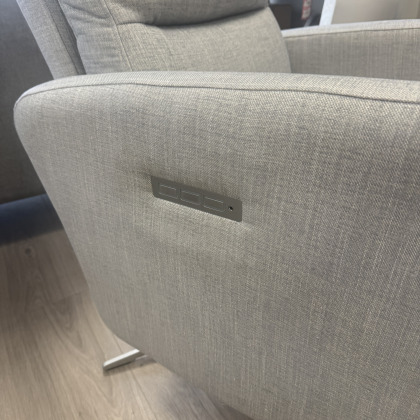 Parker Knoll - Daytona Swivel Chair with Power Recliner