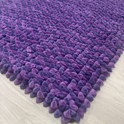 Dreamweavers Pebble - Grape Purple - 7ft x 5ft Dreamweavers Pebble - Grape Purple - 7ft x 5ft