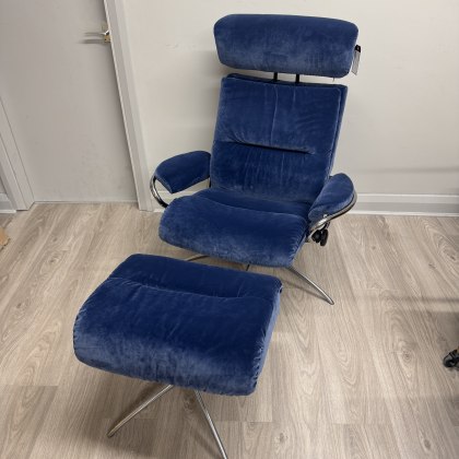 Stressless Tokyo - Recliner Chair & Stool
