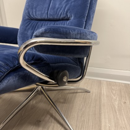 Stressless Tokyo - Recliner Chair & Stool