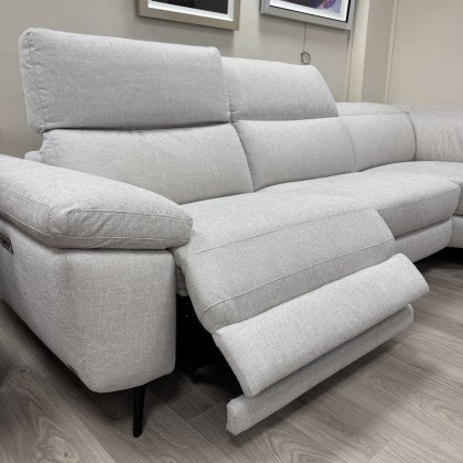 Natuzzi Editions - Coro Cornersofa Minerva Fabric with Elec Recliner