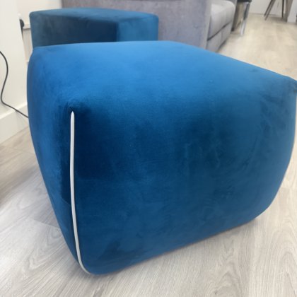 Natuzzi Editions - Gaia Square Ottoman with Contrast Trim Natuzzi Editions - Gaia Square Ottoman with Contrast Trim