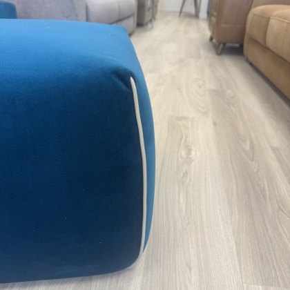 Natuzzi Editions - Gaia Square Ottoman with Contrast Trim Natuzzi Editions - Gaia Square Ottoman with Contrast Trim