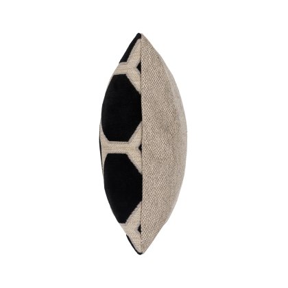 Orva - Black Cushion