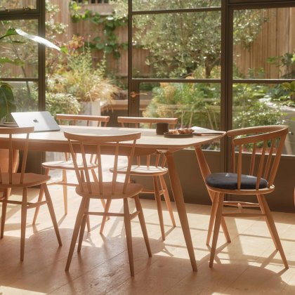 Ercol - Heritage Large Extending Dining Table Ercol - Heritage Large Extending Dining Table