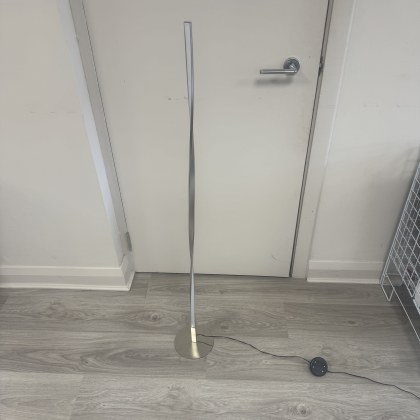 Twist LED Floor Lamp