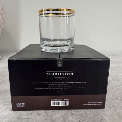 Set of 4 - Tumbler Glasses with Gold Rim Set of 4 - Tumbler Glasses with Gold Rim