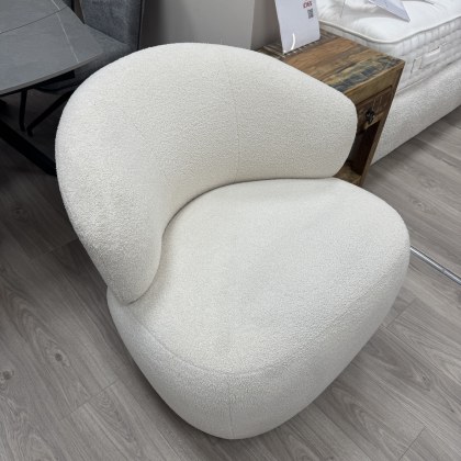 Aspire - Swivel Chair in Ivory Fabric