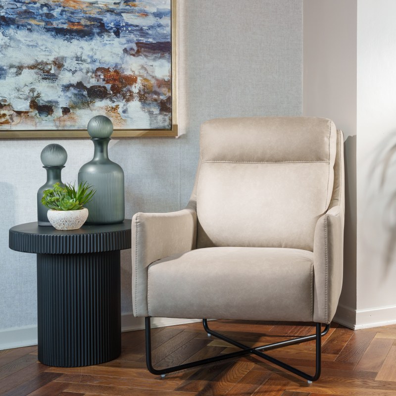 Rookie - Armchair Rookie - Armchair