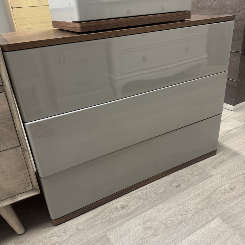 Icon - 3 Drawer Chest Icon - 3 Drawer Chest