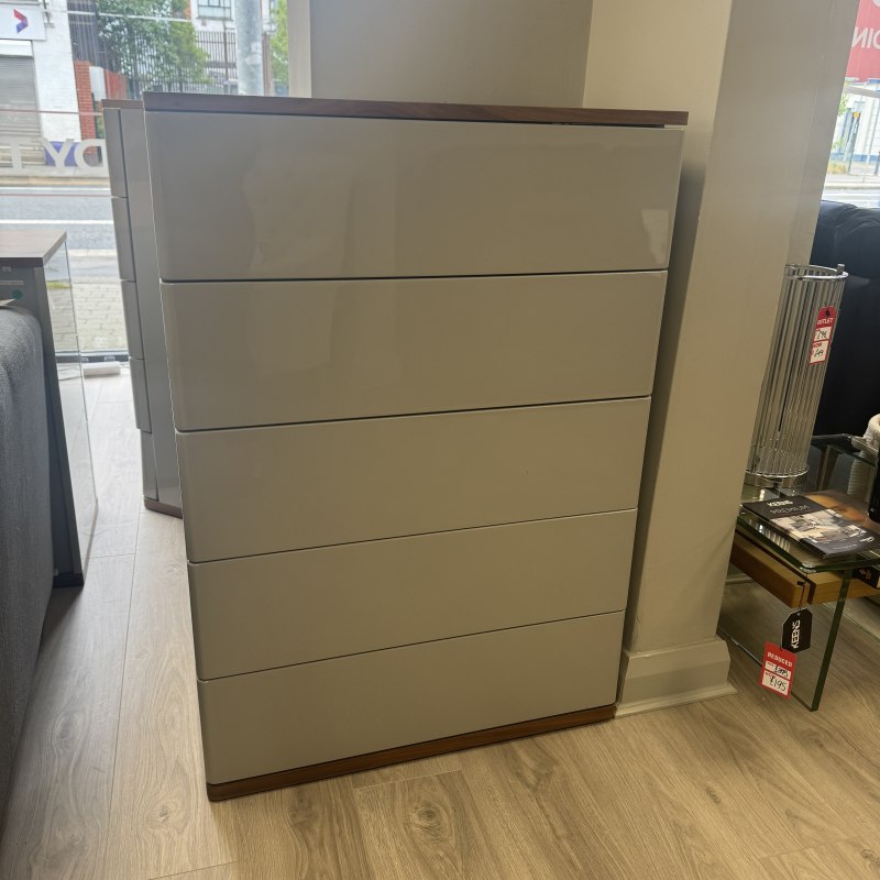 Icon - 5 Drawer Tall Wide Chest Icon - 5 Drawer Tall Wide Chest