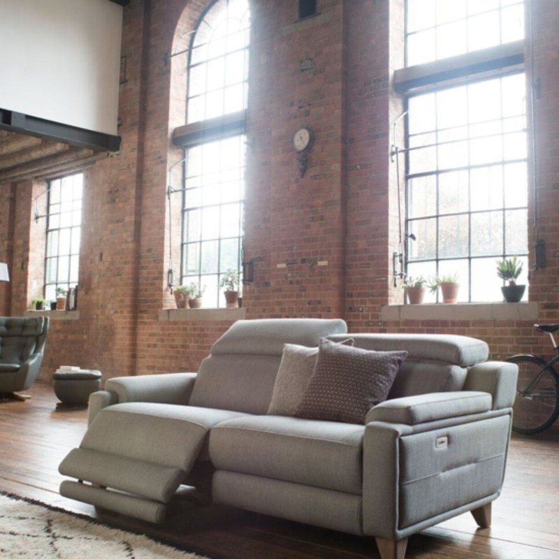 Parker Knoll - 1701 - Large 2 Seater Power Recliner Sofa Parker Knoll - 1701 - Large 2 Seater Power Recliner Sofa