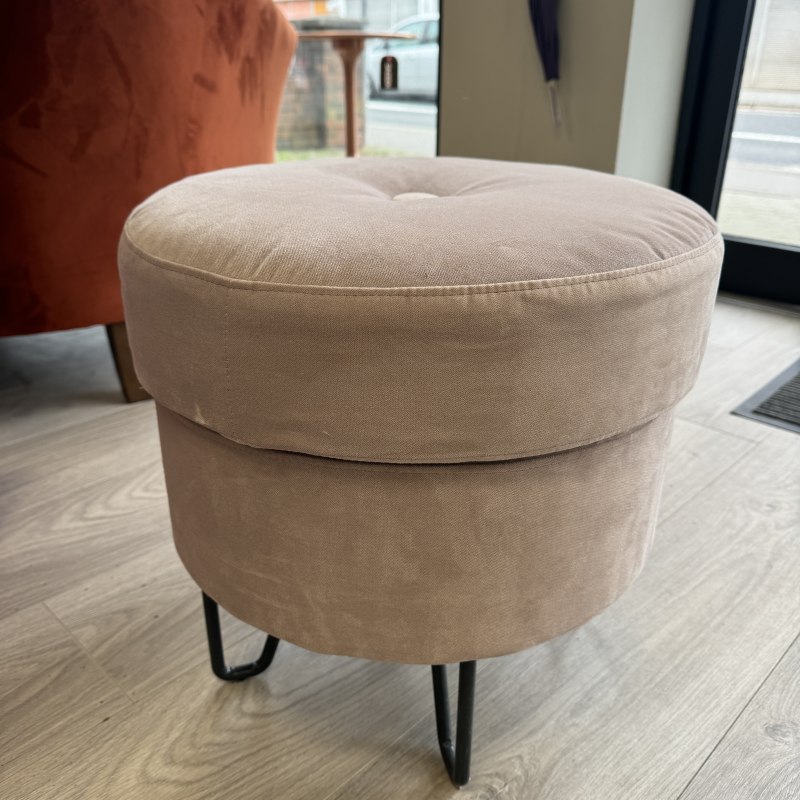 Carate - Small Round Footstool with storage in Pink Velvet Carate - Small Round Footstool with storage in Pink Velvet