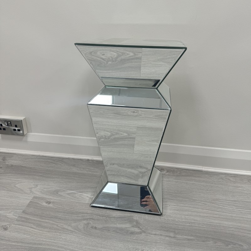 Mirrored Side Table Mirrored Side Table