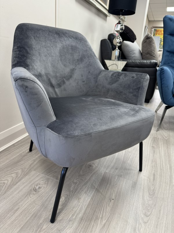 Melinda Grey Velvet Chair Melinda Grey Velvet Chair