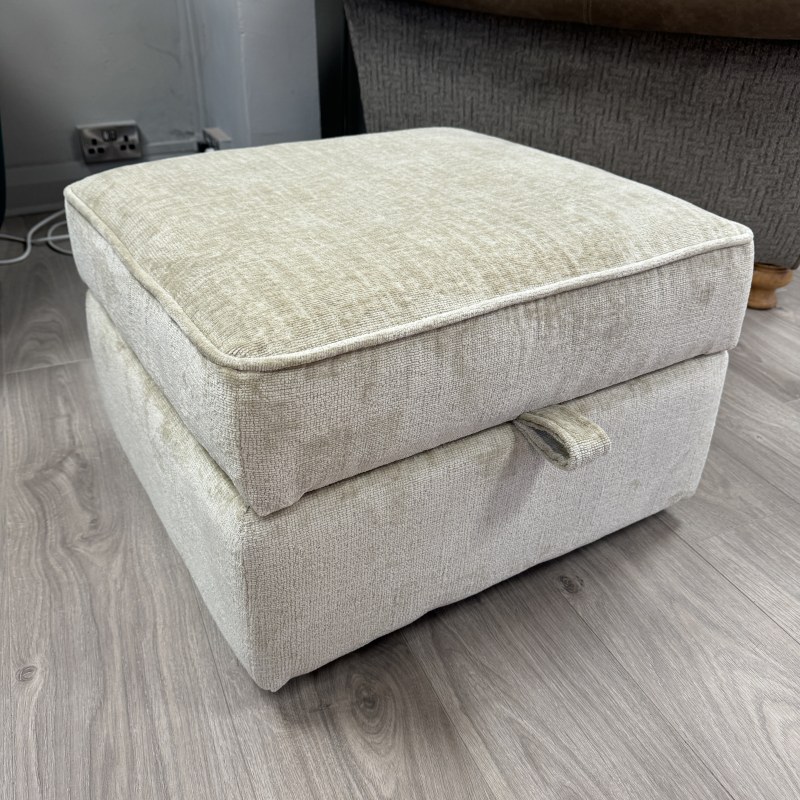 Alstons Evesham - Storage Footstool Alstons Evesham - Storage Footstool