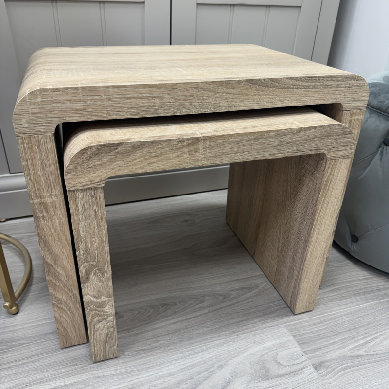 Havana Nest of 2 Tables - Oak Style Finish Havana Nest of 2 Tables - Oak Style Finish