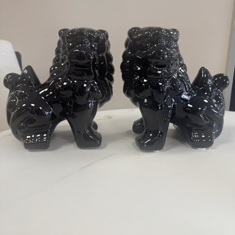 Pair of Glazed Ceramic Foo Dogs Pair of Glazed Ceramic Foo Dogs