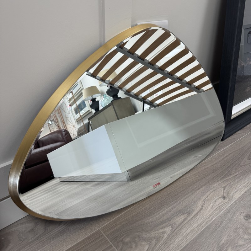 Pebble Shape Bevelled Wall Mirror Pebble Shape Bevelled Wall Mirror