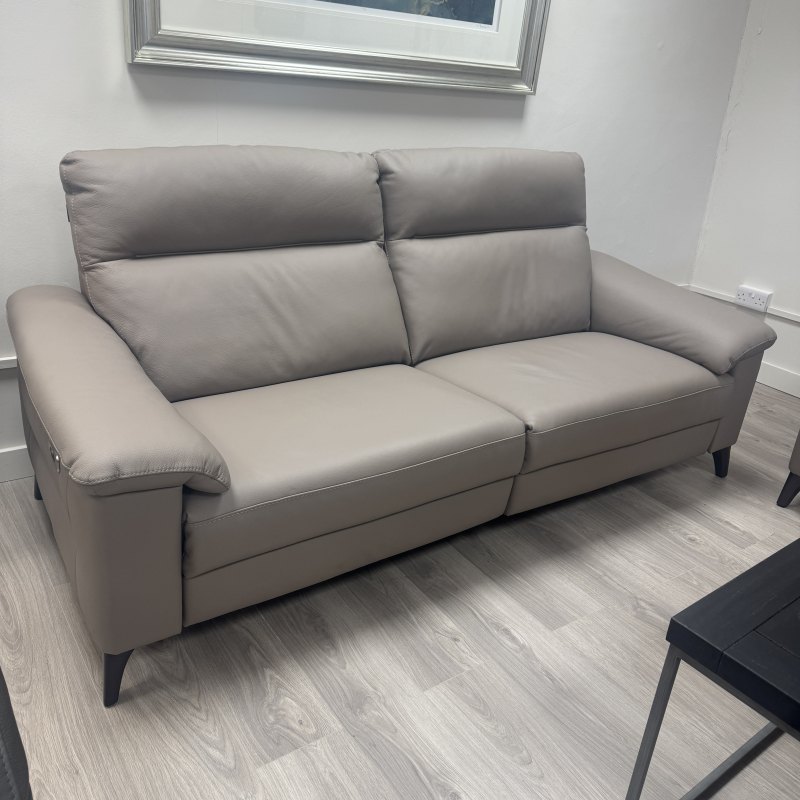 Ego Italiano - Oliver 3 Seater with Power Recliners - Bull Leather Ego Italiano - Oliver 3 Seater with Power Recliners - Bull Leather