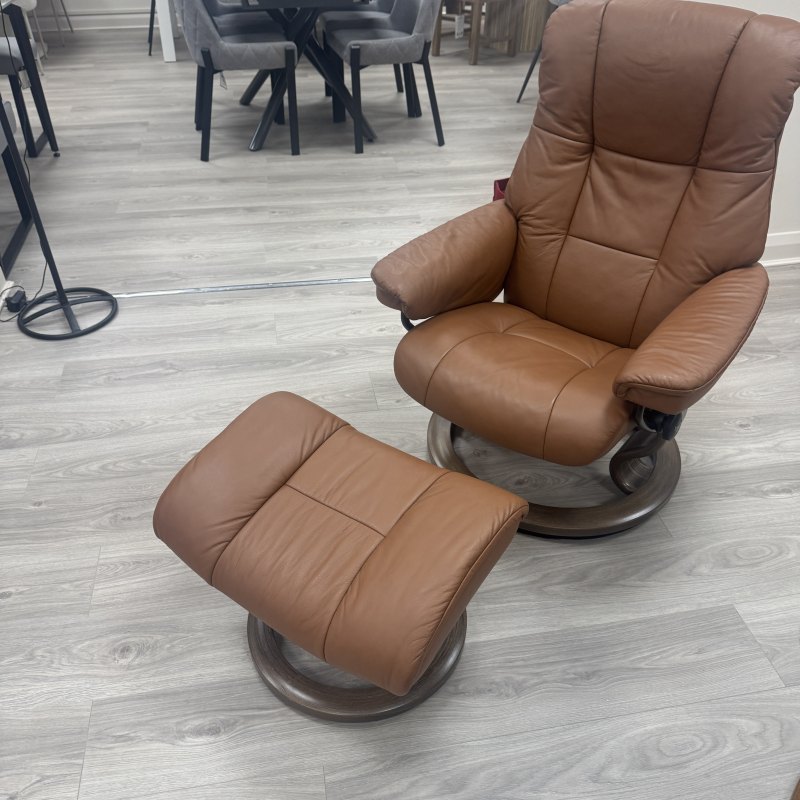 Stressless - Mayfair Chair & Stool - Classic Base - Small Stressless - Mayfair Chair & Stool - Classic Base - Small