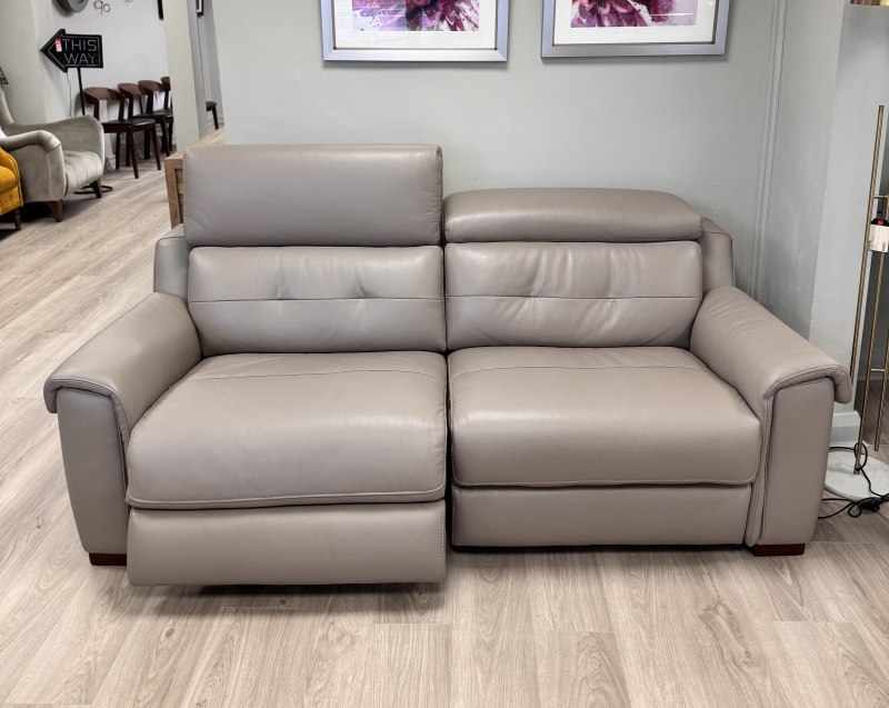 Urban - 3 Seater Power Recliners/Headrests & Heated Seats! Urban - 3 Seater Power Recliners/Headrests & Heated Seats!