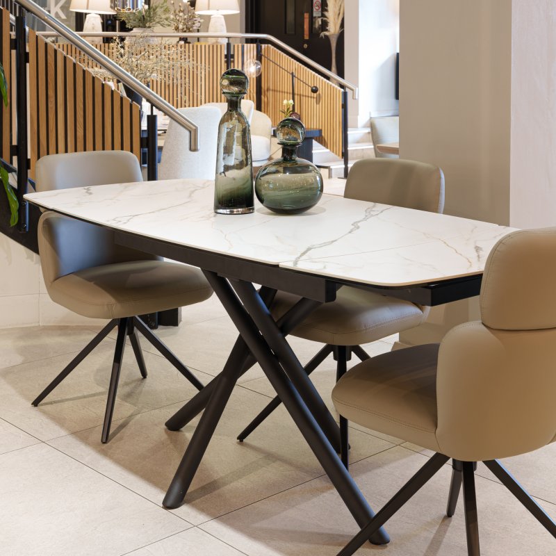 Los Angeles - Small Extending Dining Table Los Angeles - Small Extending Dining Table