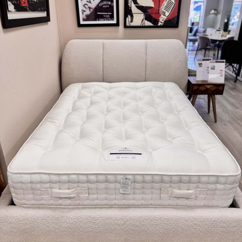 Harrison Spinks - Peridot 13,750 Pocket Springs - Kingsize Mattress Harrison Spinks - Peridot 13,750 Pocket Springs - Kingsize Mattress