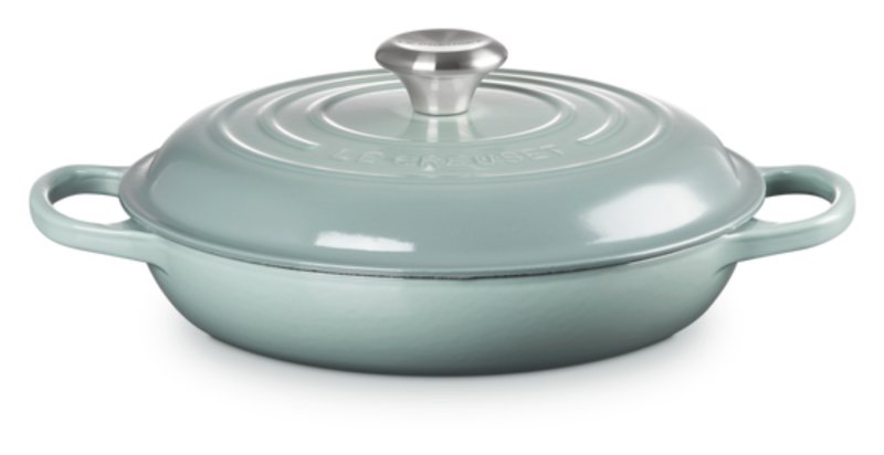 Le Creuset - Signature Cast Iron Shallow Casserole Le Creuset - Signature Cast Iron Shallow Casserole