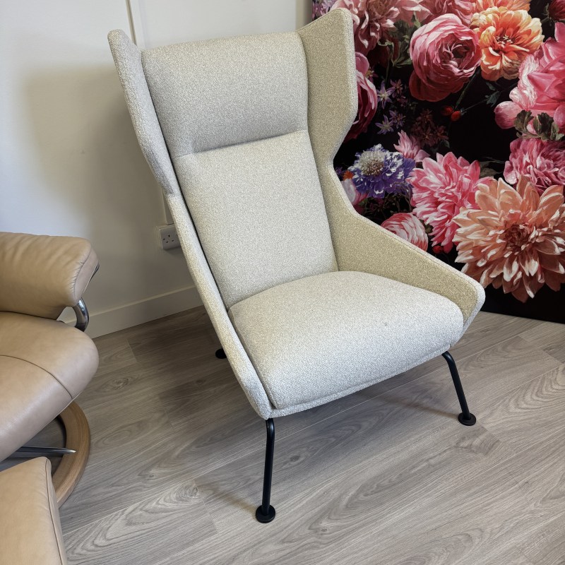 Alpha - Accent Chair Alpha - Accent Chair