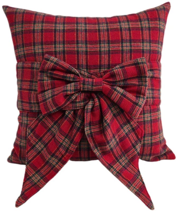Paul Moneypenny - Christmas Cushion Paul Moneypenny - Christmas Cushion