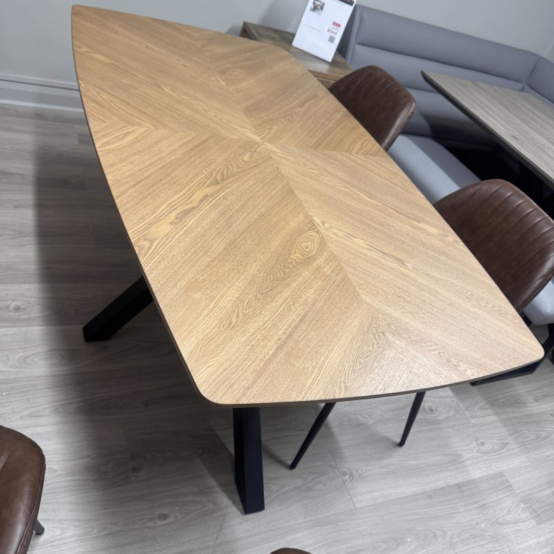 Rennes - Fixed Dining Table Rennes - Fixed Dining Table